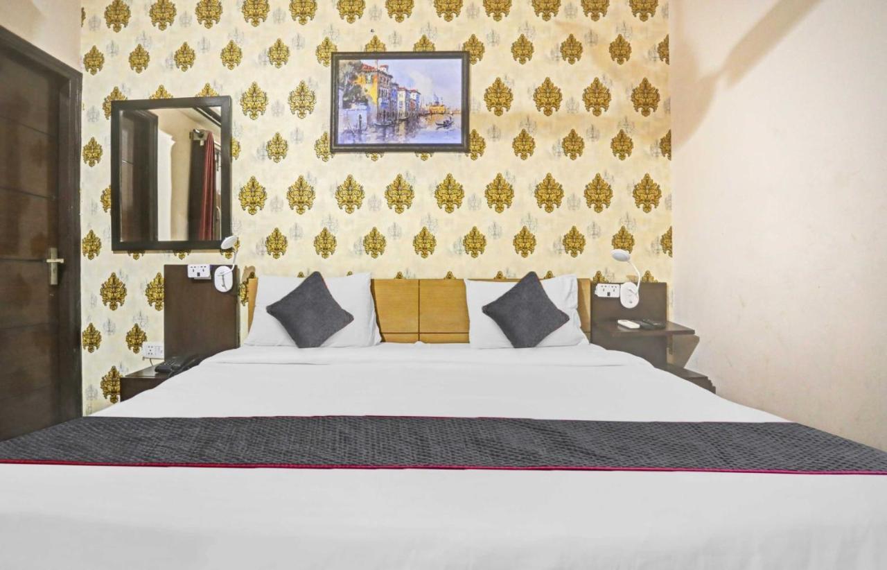 Hotel O Shivam Guest House Нью-Делі Екстер'єр фото
