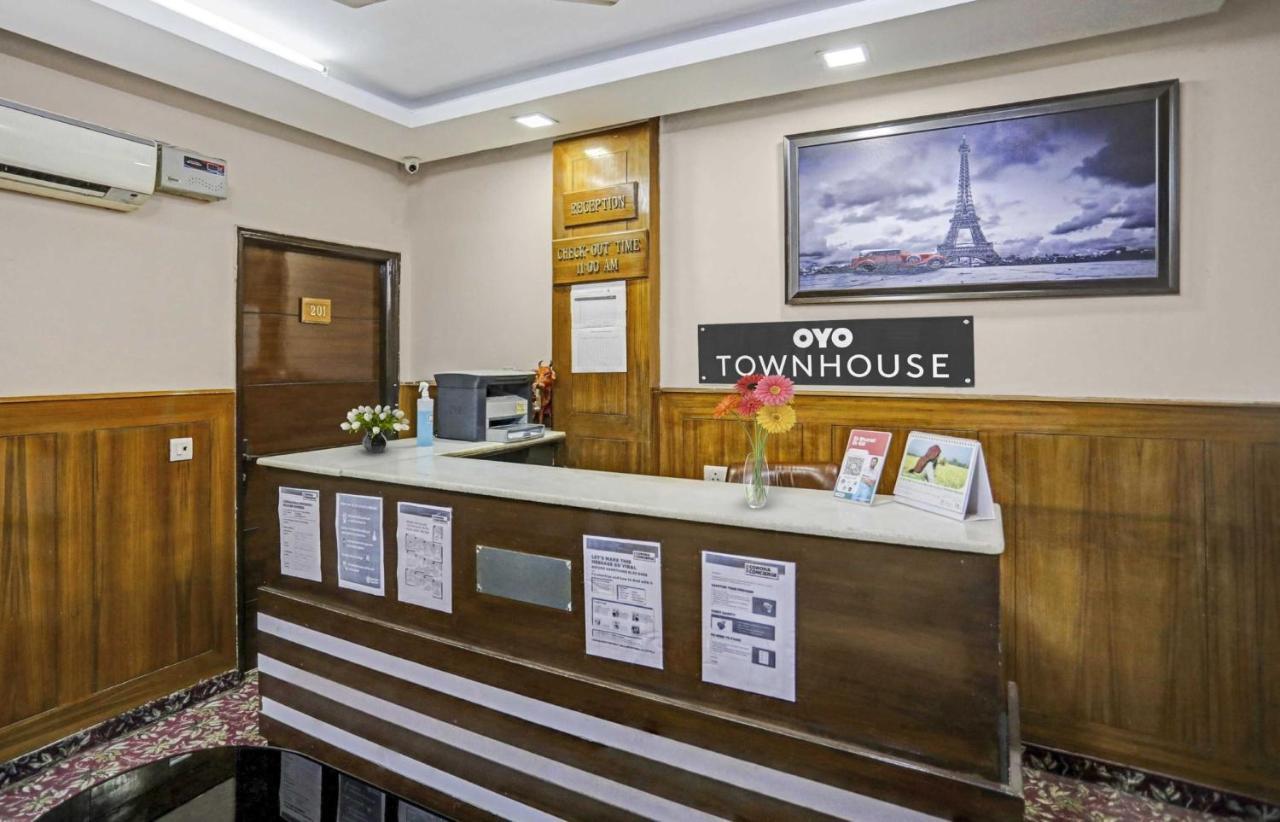 Hotel O Shivam Guest House Нью-Делі Екстер'єр фото