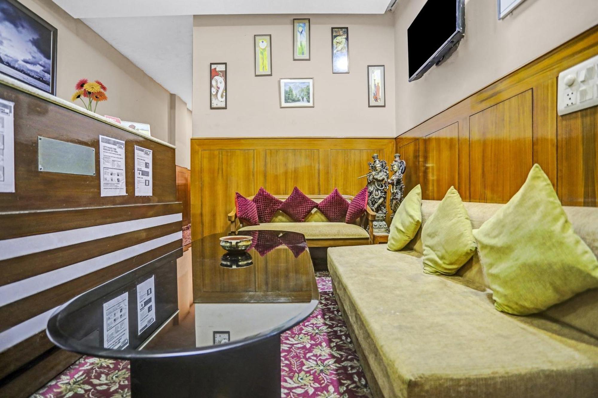 Hotel O Shivam Guest House Нью-Делі Екстер'єр фото
