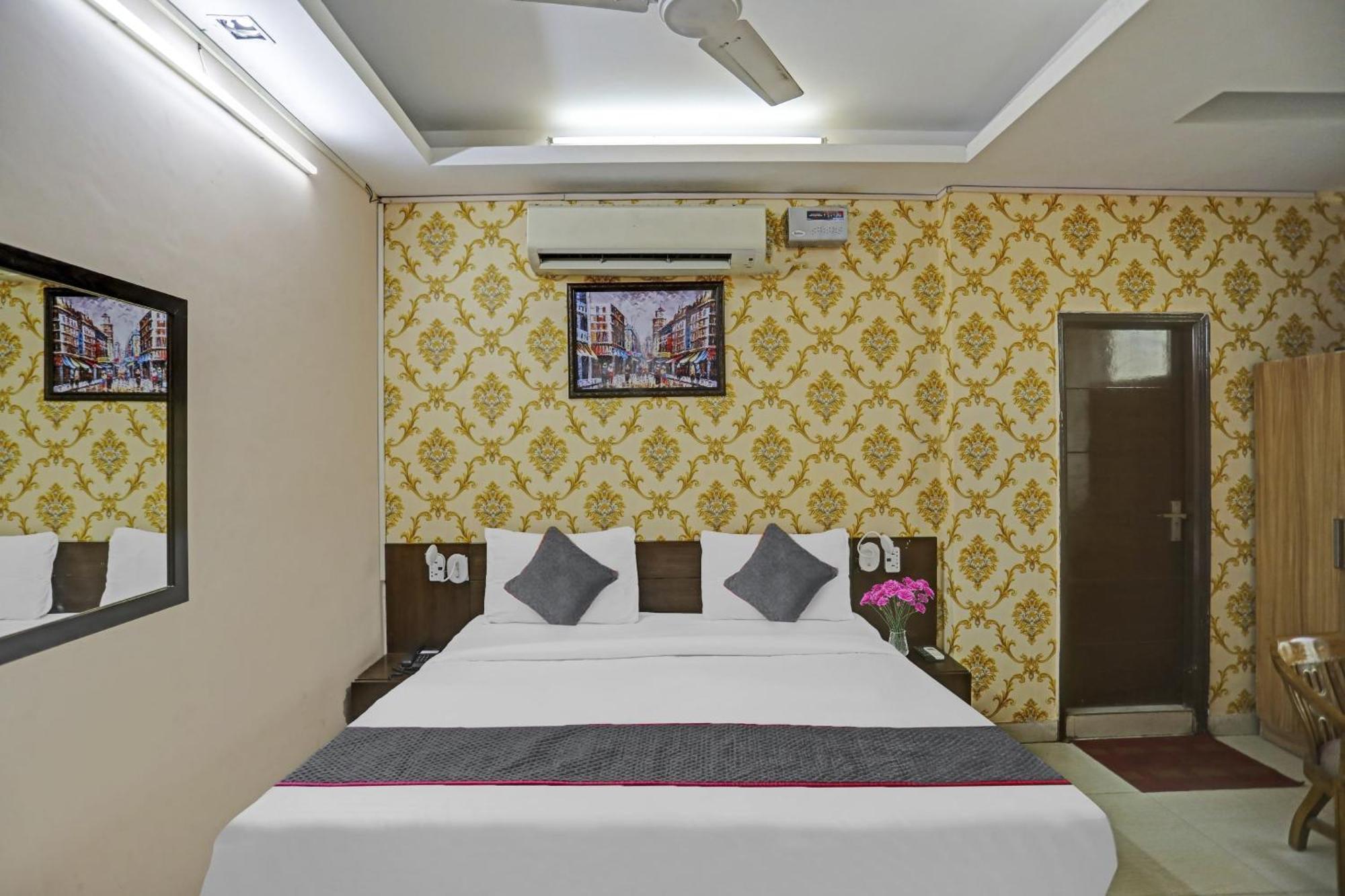 Hotel O Shivam Guest House Нью-Делі Екстер'єр фото